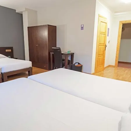 Hotel Alda Tordesillas 2* Tordesillas